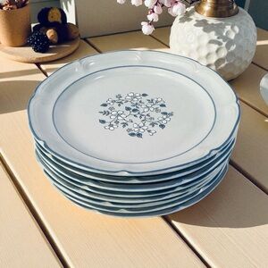 Vintage Covington Edition Stoneware Avondale Blue Dinner Plates Retired Set Of 8